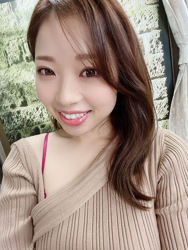 坐地能吸土?!熟女姐姐身材娇小战力超强…G乳肥美臀肉欲体超能干~