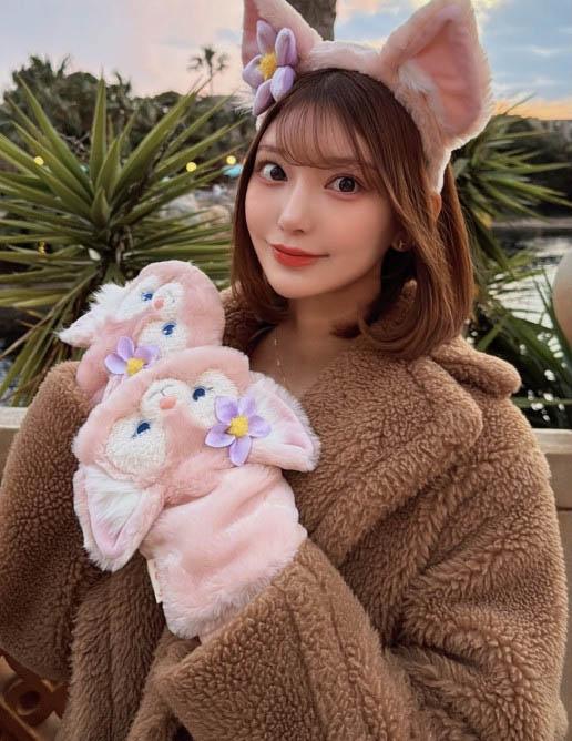 社团聚会喝醉了!把巨乳长腿的正妹同学偷干好几下,居然没人发现!